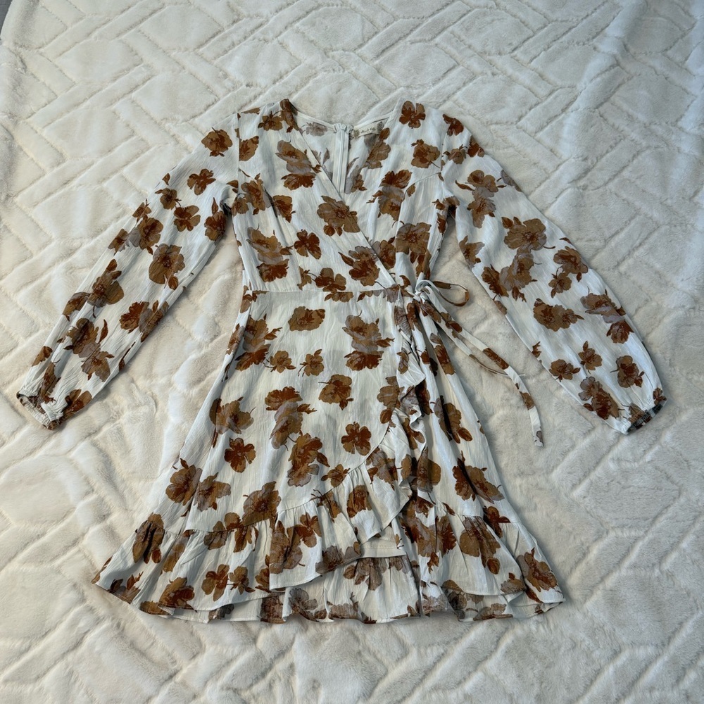 Altar'd State White and Brown Floral Long Sleeve Dress NWT - Picture 8 of 9